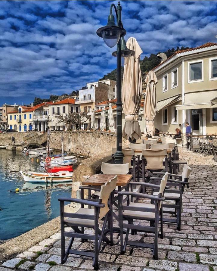 Nafpaktos Beach Luxury Suites Luaran gambar