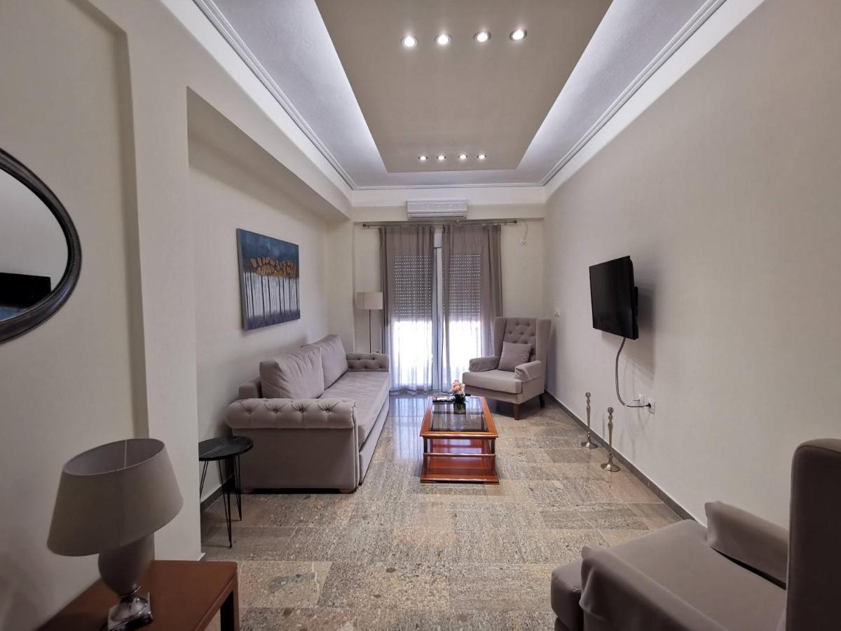 Nafpaktos Beach Luxury Suites Luaran gambar